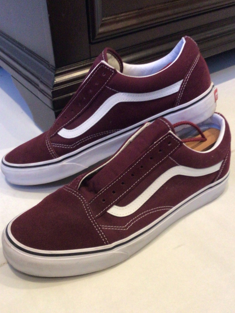 Vans Men’s Old Skool Low Top Sneakers - Burgundy/White
